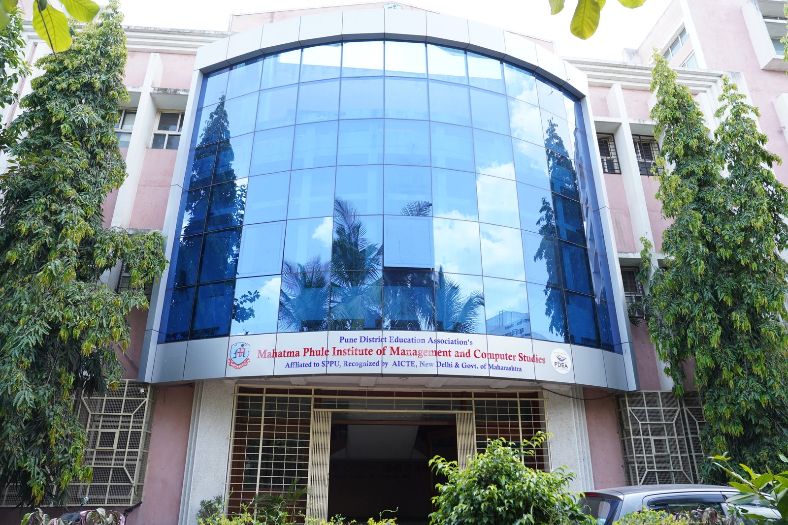 Pune District Education Association's Mahatma Phule Institute of Management & Computer Studies, Hadapsar